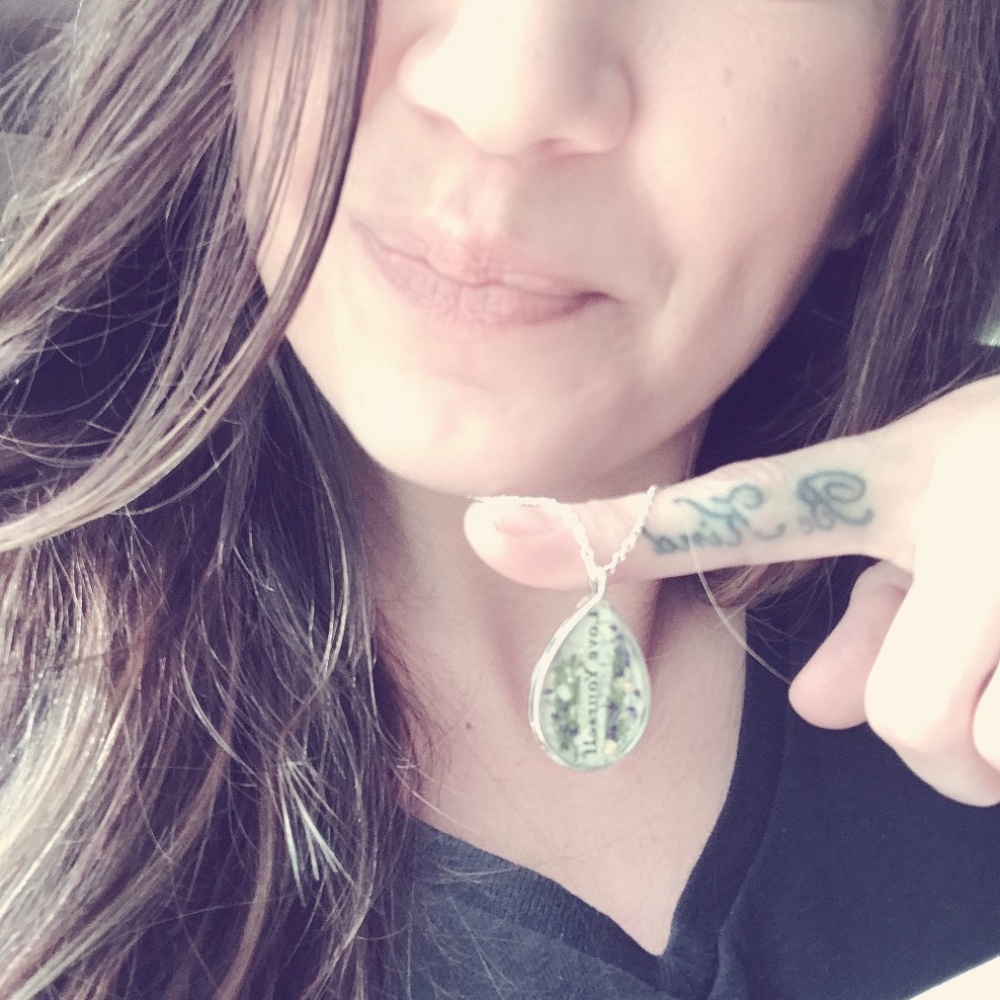 Meet your Posher, Crystal